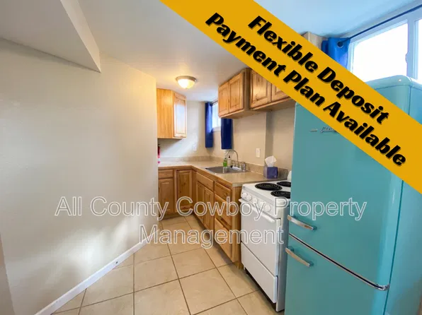 260 N 7th St APT 2, Laramie, WY 82072