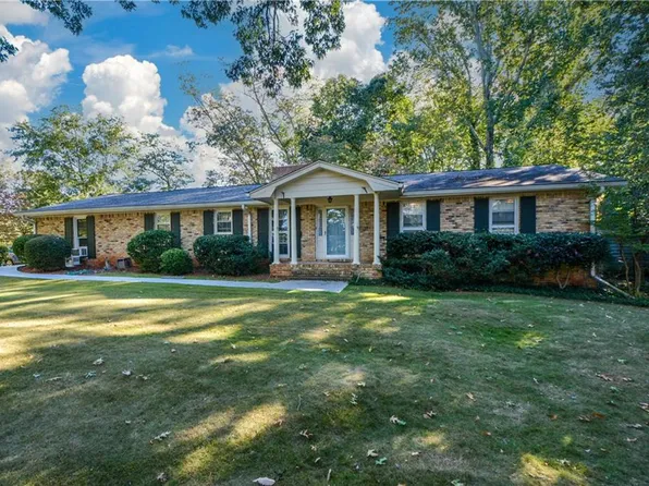 5379 Harris Cir, Atlanta, GA 30338