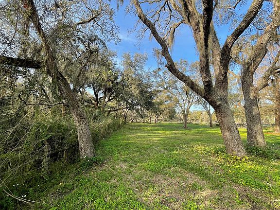 5th image of 531 NE 326th Trail