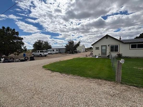 6623 Glendale Rd, Melba, ID 83641