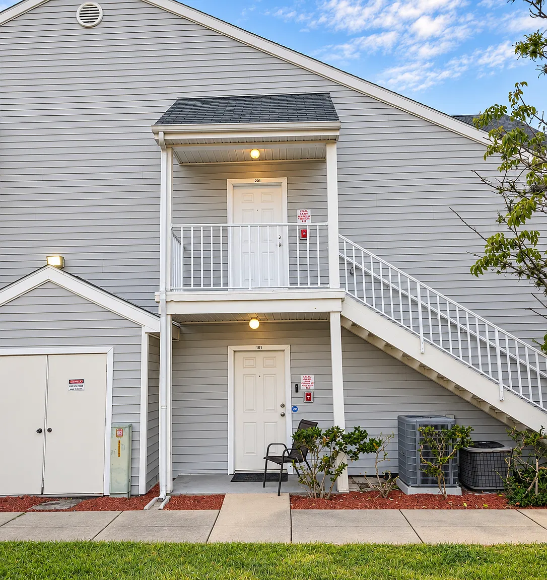 1 bed, 733 sqft, $1,650 — Photo 2