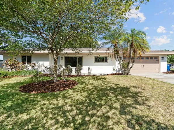 1100 Canterbury Rd, Clearwater, FL 33764