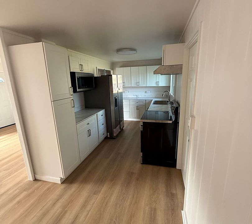 1st image of 4981 Laukona St