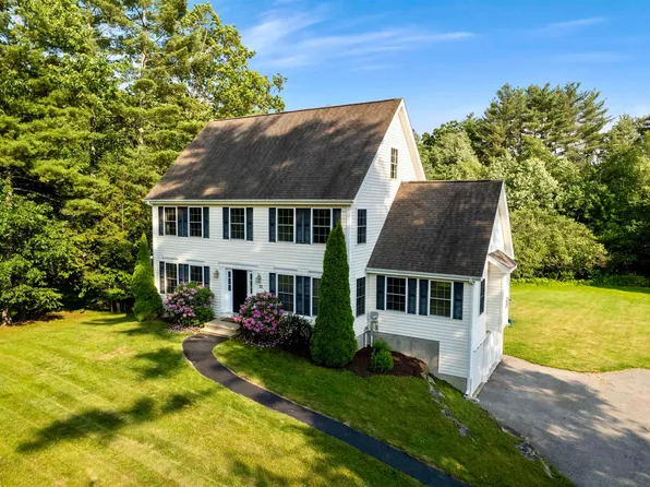 25 Morgan Drive, Epping, NH 03042