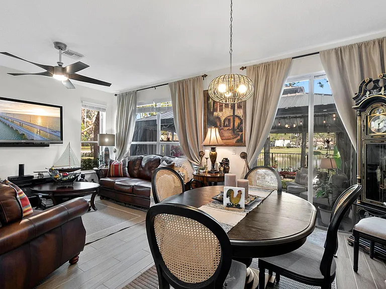 7826 Sienna Springs Dr — Photo 8