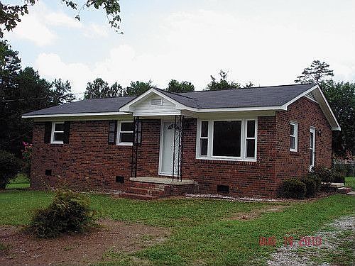 1st image of 856 Wisteria Way