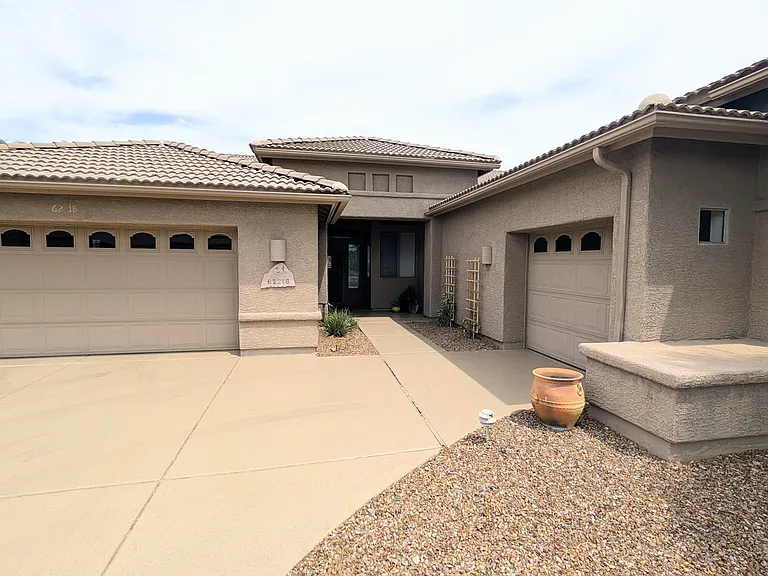 62218 E Sand Crest Dr — Photo 1