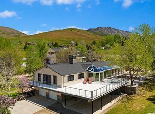 508 N 9000 E, Huntsville, UT 84317