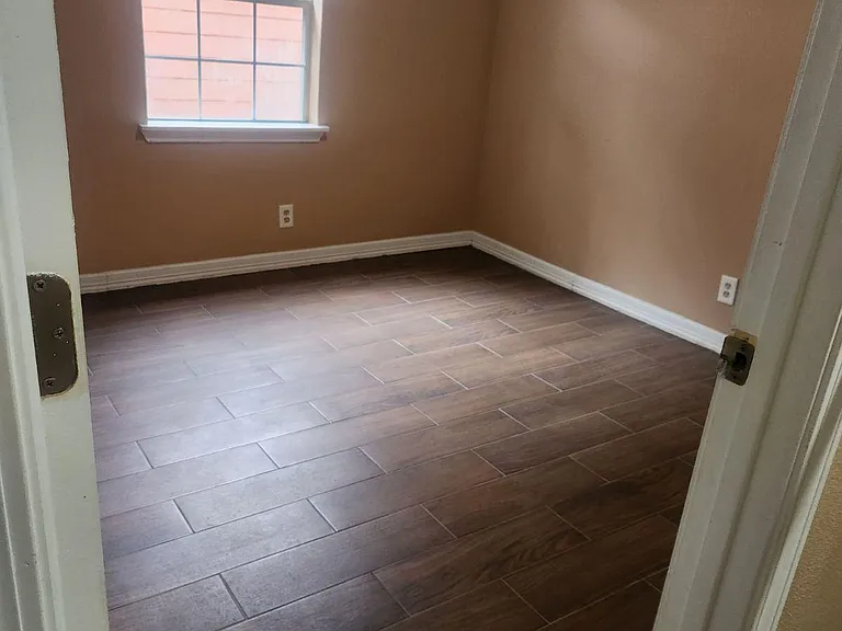 531 Roper St — Photo 13