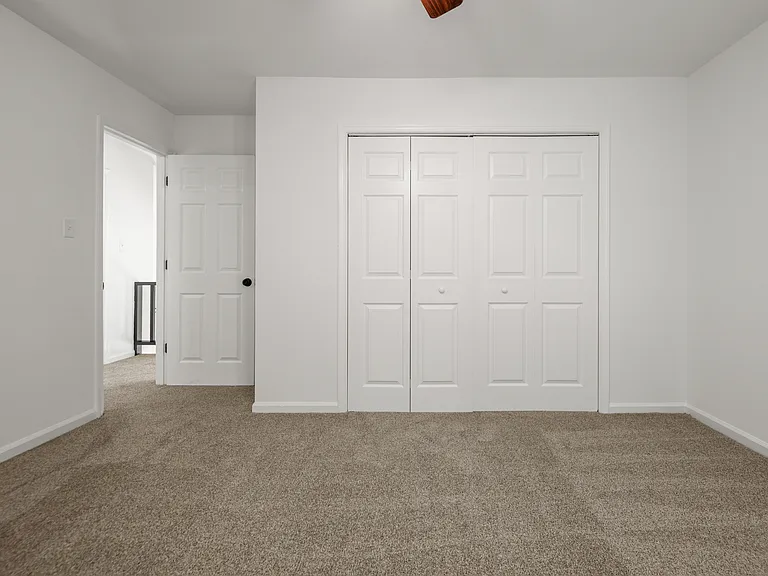 7311 John Elizabeth Pl — Photo 35