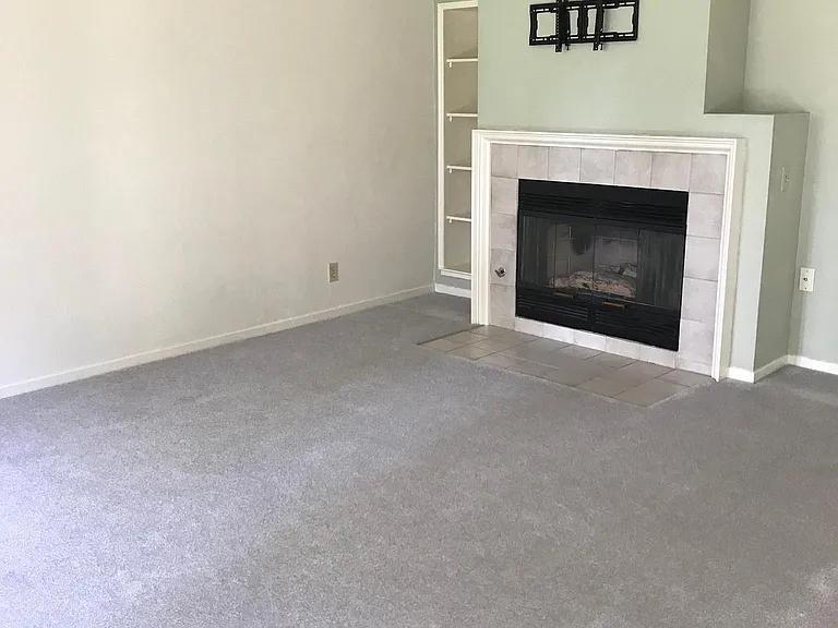 826 Boardwalk Pl — Photo 4