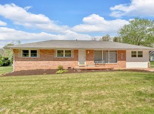 131 Woodland Rd, Johnson City, TN 37601