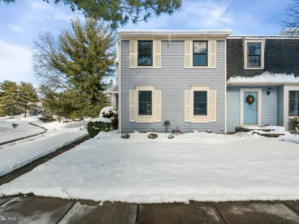 1 Conoy Ct, Sterling, VA 20165