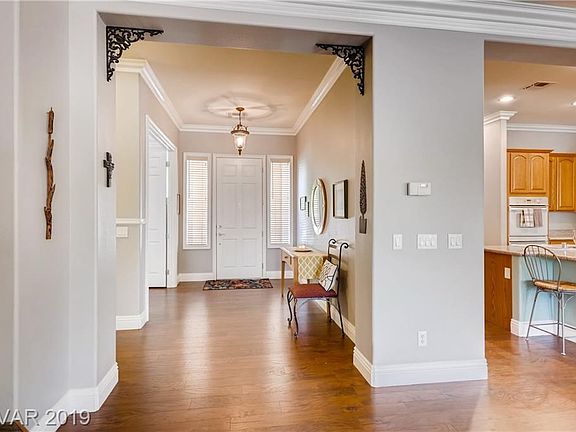 4th image of 5913 Audria Falls Ave