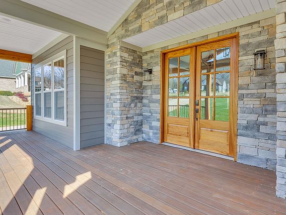 3rd image of 368 Reflection Dr