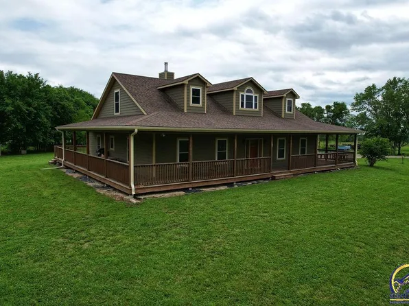 13965 Grant St, Valley Falls, KS 66088