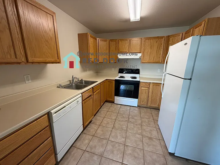 1321 1st Ave SW — Photo 9