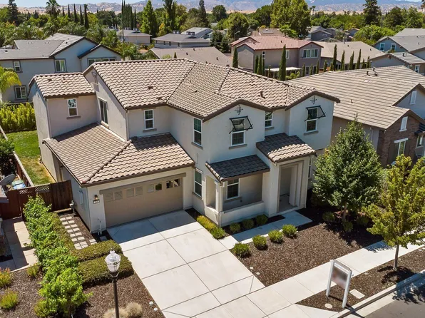566 Mandevilla Dr, Brentwood, CA 94513