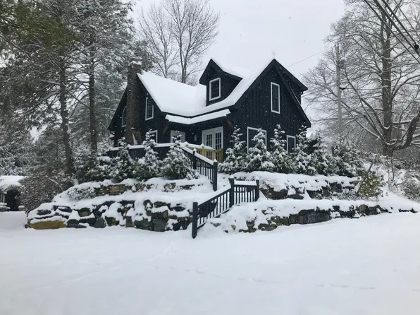 474 N 4th St, Highlands, NC 28741