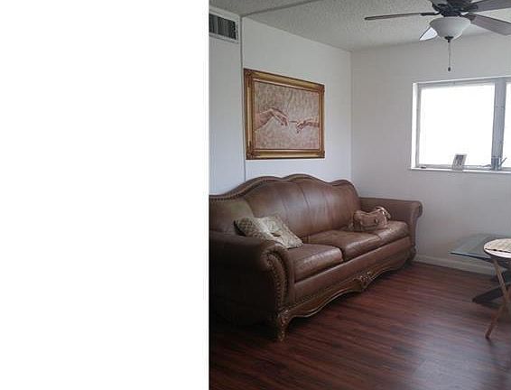 3rd image of 9061 Sunrise Lakes Blvd APT 120