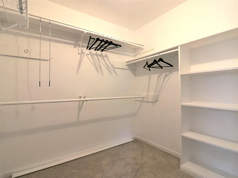 12639 Ashford Hills Dr — Photo 10