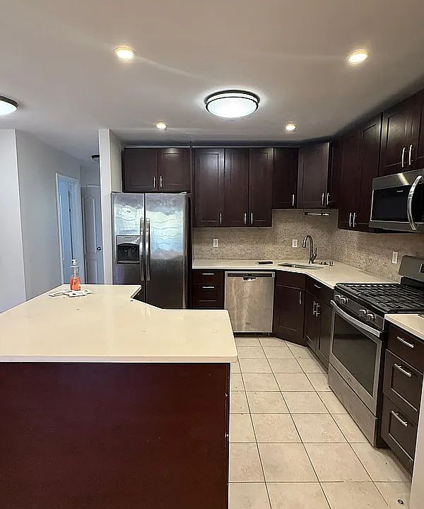 1st image of 15060 71st Ave #3