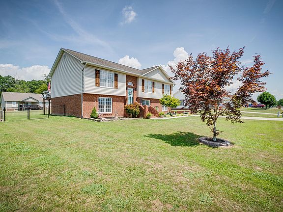 2nd image of 448 Red Fox Dr