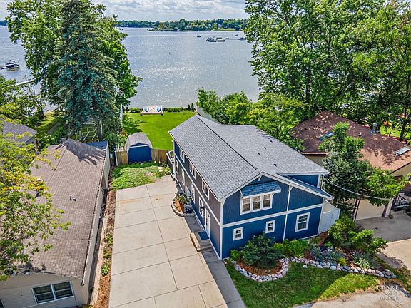 3rd image of 707 Lake Shore Dr
