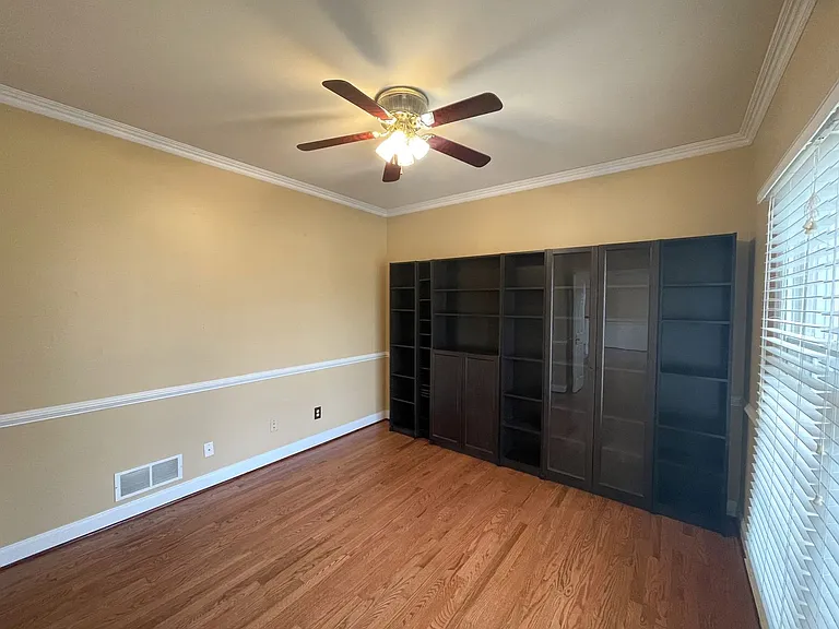 4823 Vista Ridge Dr — Photo 8