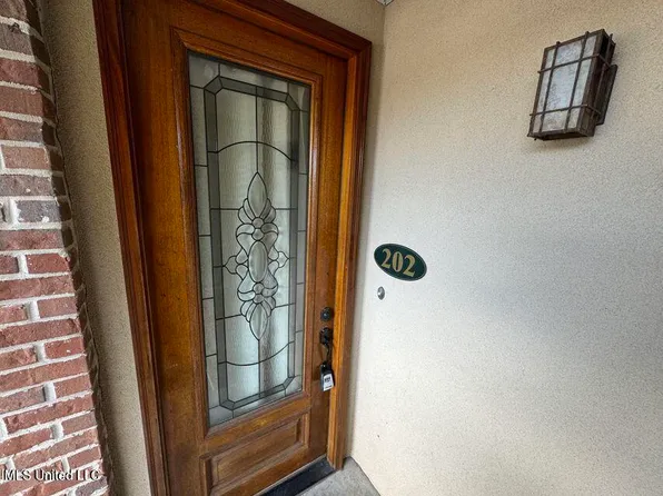 2556 Marcia Ct #202, Biloxi, MS 39531