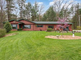 3862 N West River Rd, Sanford, MI 48657