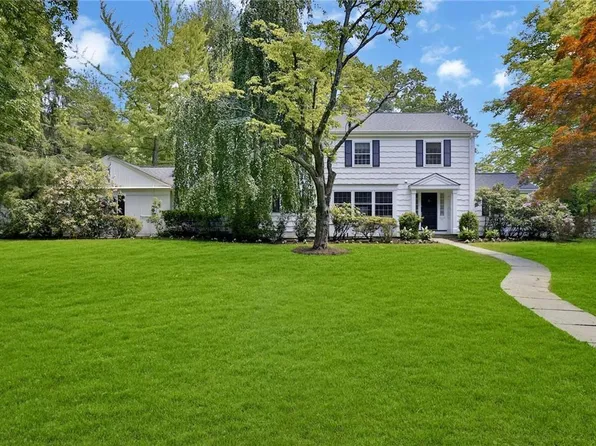 2 Bittersweet Lane, Scarsdale, NY 10583