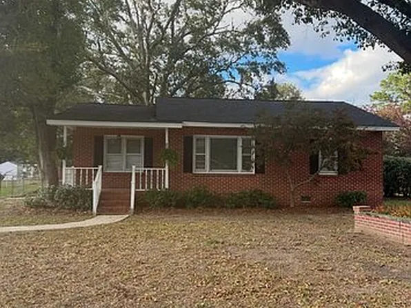 1616 Morningside Dr, Hartsville, SC 29550