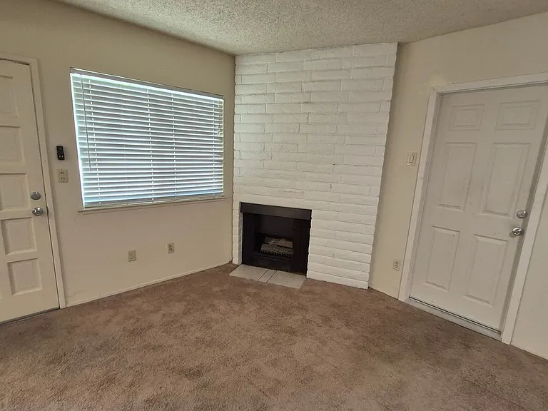 3332 Jayanne Way — Photo 21