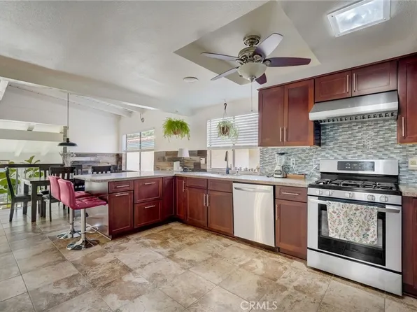 3320 S Kerckhoff Ave, San Pedro, CA 90731