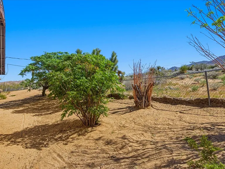 7273 Sunny Vista Rd — Photo 25