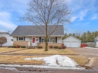 831 15th St S, Wisconsin Rapids, WI 54494