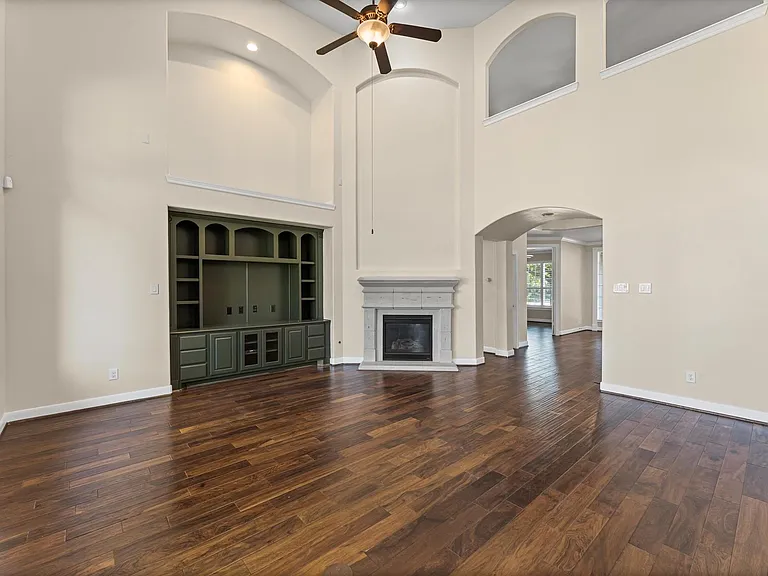 7 N Beech Springs Cir — Photo 10