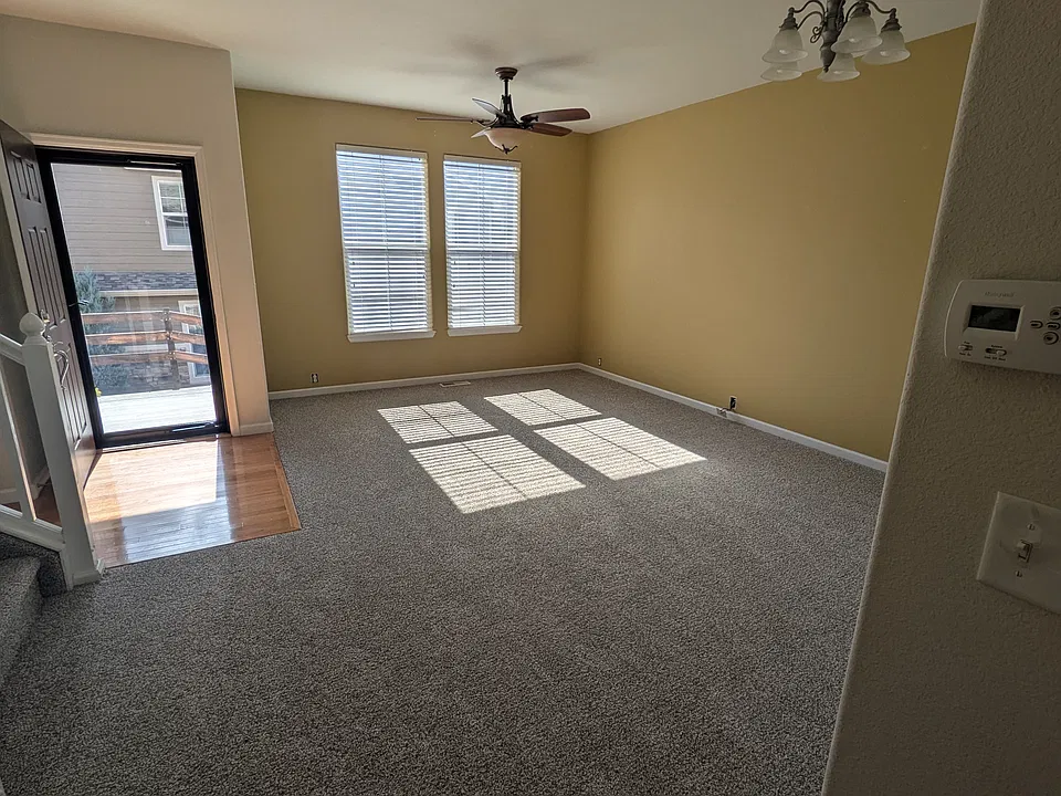 732 Vista Verde Hts