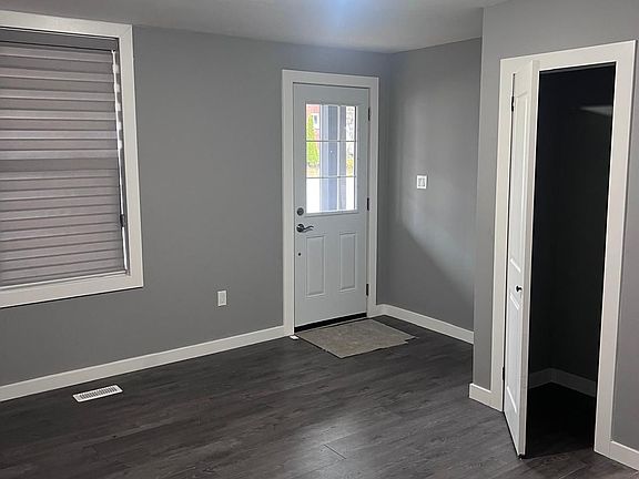 2nd image of 101 Coldwater Rd W #1