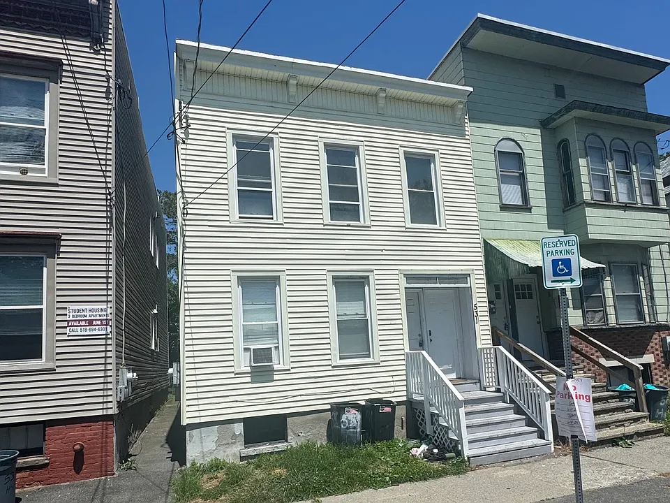 531 Hamilton St