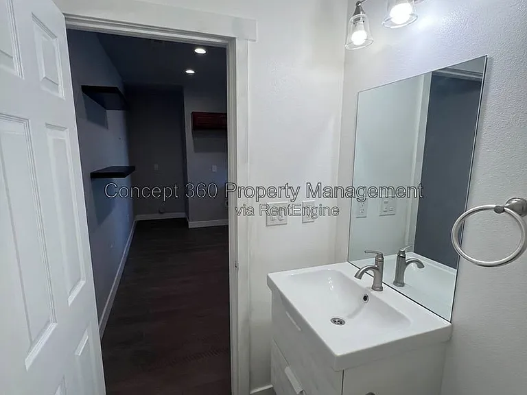 144 Primrose Ave #B — Photo 11