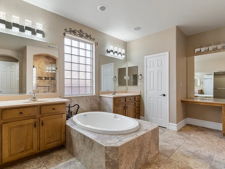 7220 Shallowford Ave — Photo 68