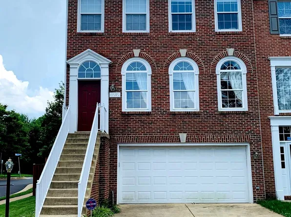 47370 Victoria Falls Sq, Sterling, VA 20165