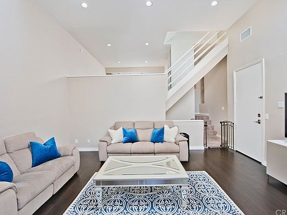 4th image of 6930 De Celis Pl Unit 9