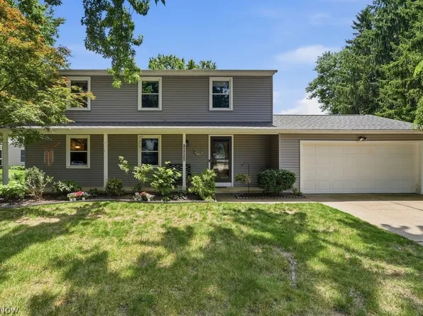 187 Fox Run Dr, Munroe Falls, OH 44262