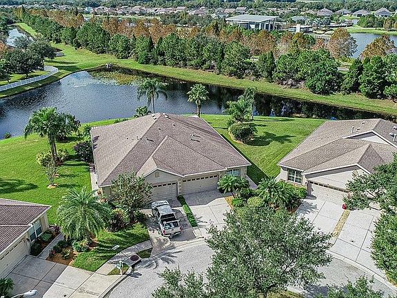 4th image of 7401 Surrey Wood Ln