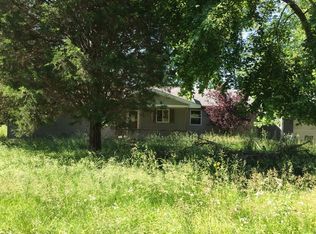 14565 Eastland Rd, Marion, IL 62959