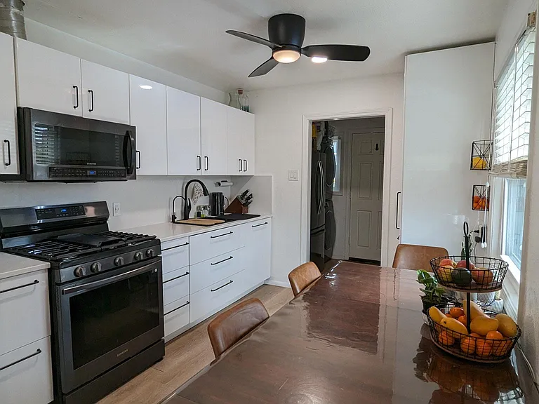 3876 Almond Ave — Photo 17
