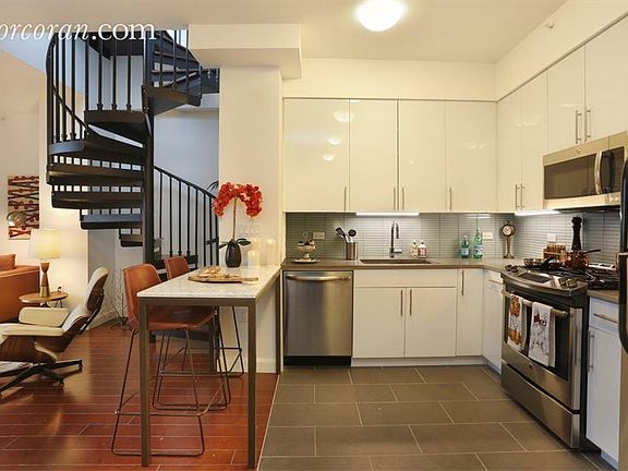 3rd image of 81 Fleet Pl APT 14A